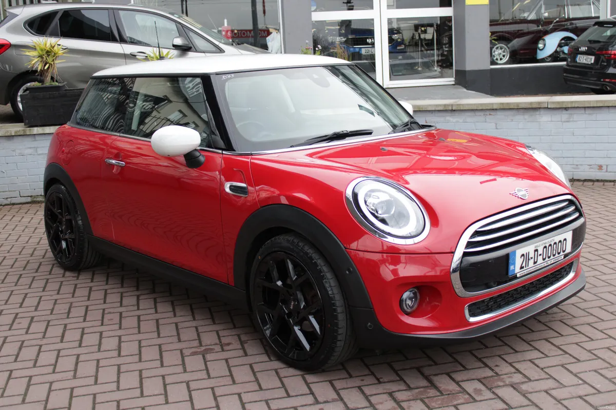 2021 MINI COOPER 1.5D 3DR AUTO - Image 2