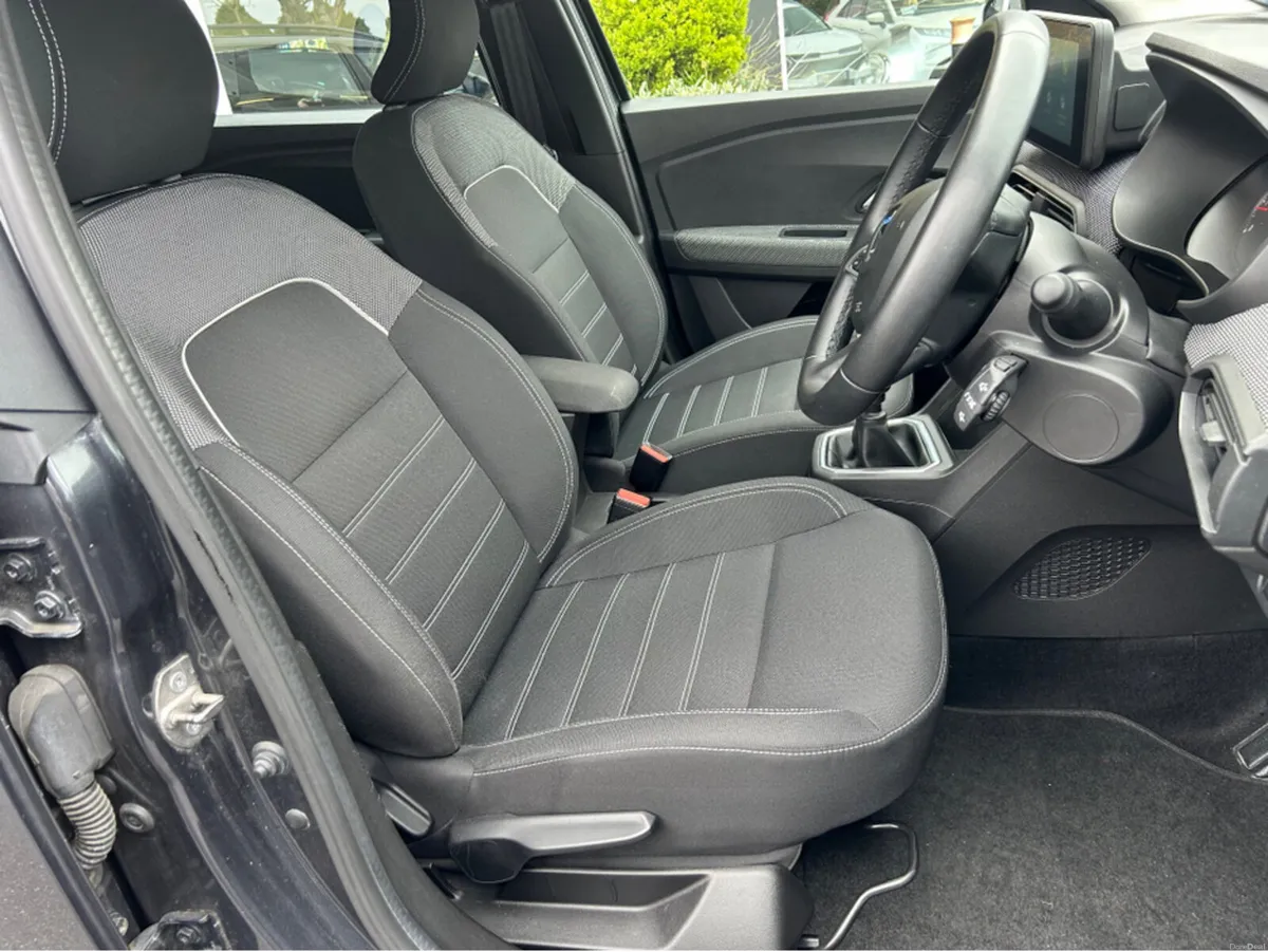 Dacia Jogger 7 Seater Family Size, Budget Friendly - Image 2