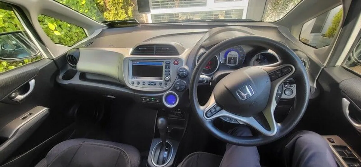 2011 Honda Fit - Hybrid New Battery !!! - Image 3