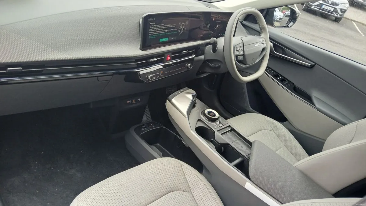Kia EV6 Earth **84 kWh, 229 HP, FULLY ELECTRIC** - Image 3