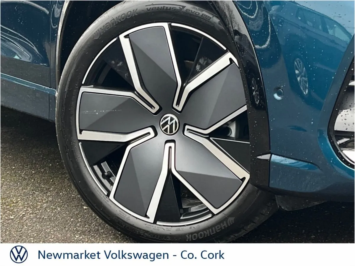 Volkswagen Tiguan R-LINE 75 2.0TDI DSG 150BHP DSG - Image 2