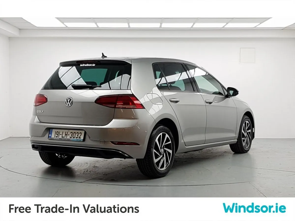 Volkswagen Golf 1.6 TDI 115HP Trendline - Image 4