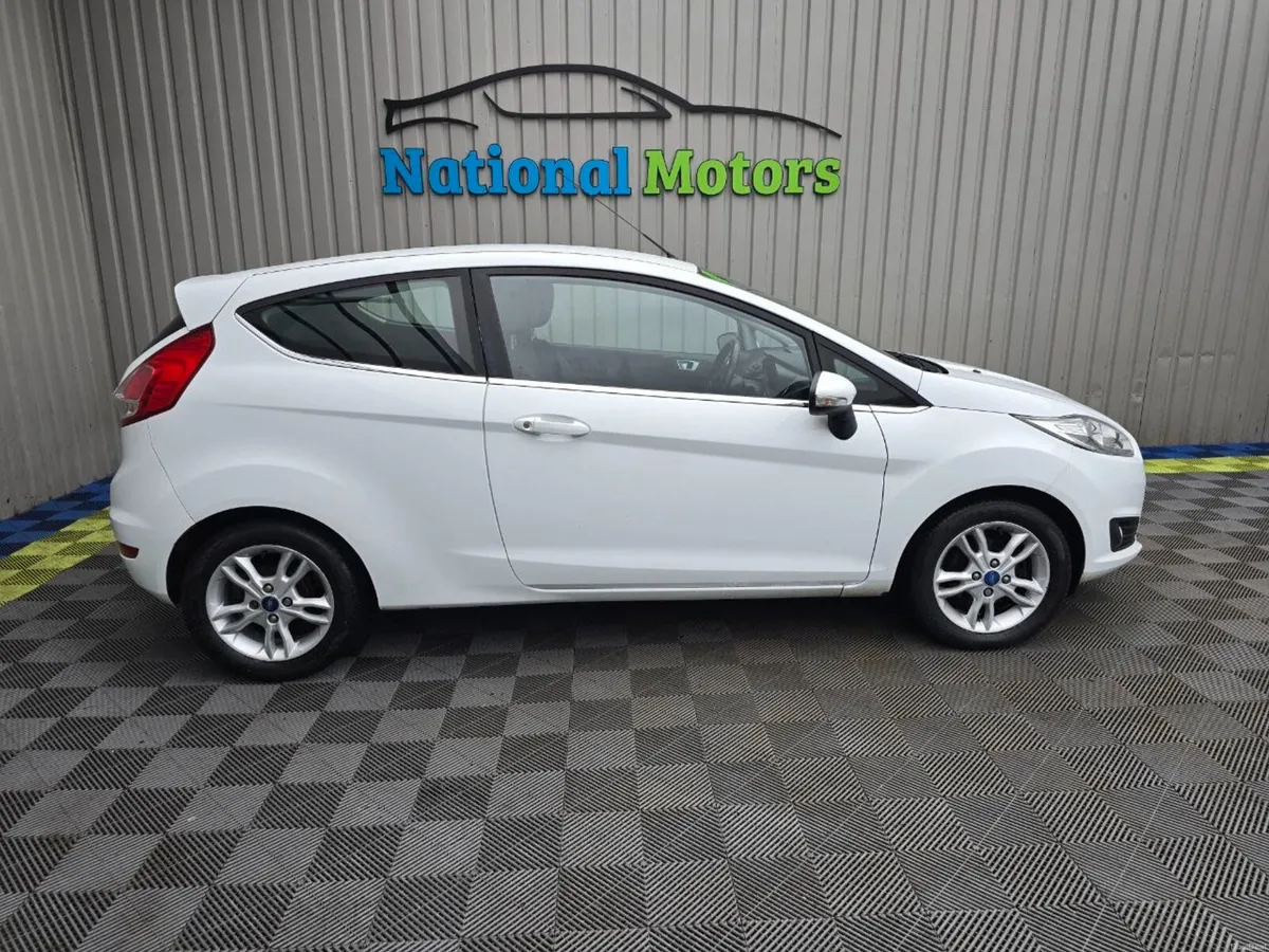 2016 Ford Fiesta 1.0 Petrol - Image 3
