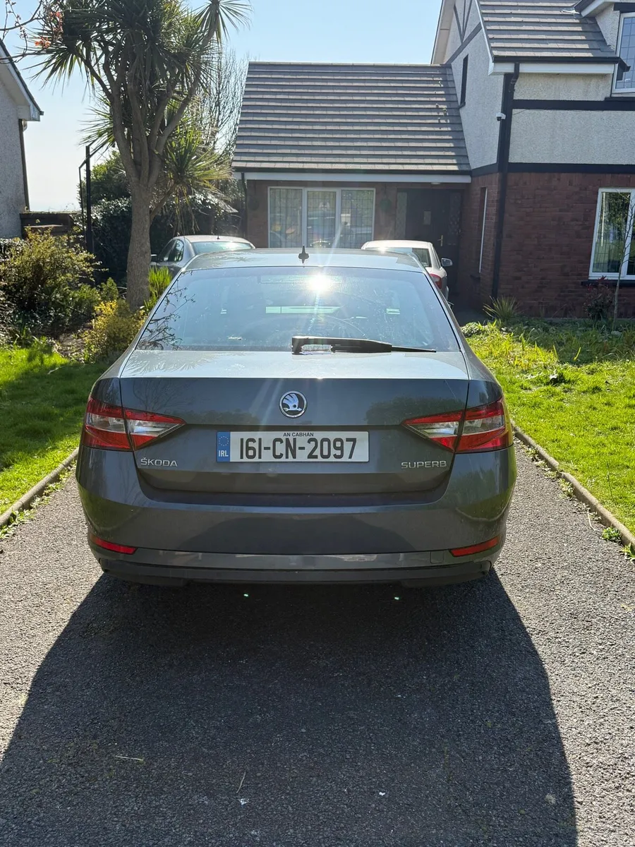 Skoda Superb €10950 - Image 3