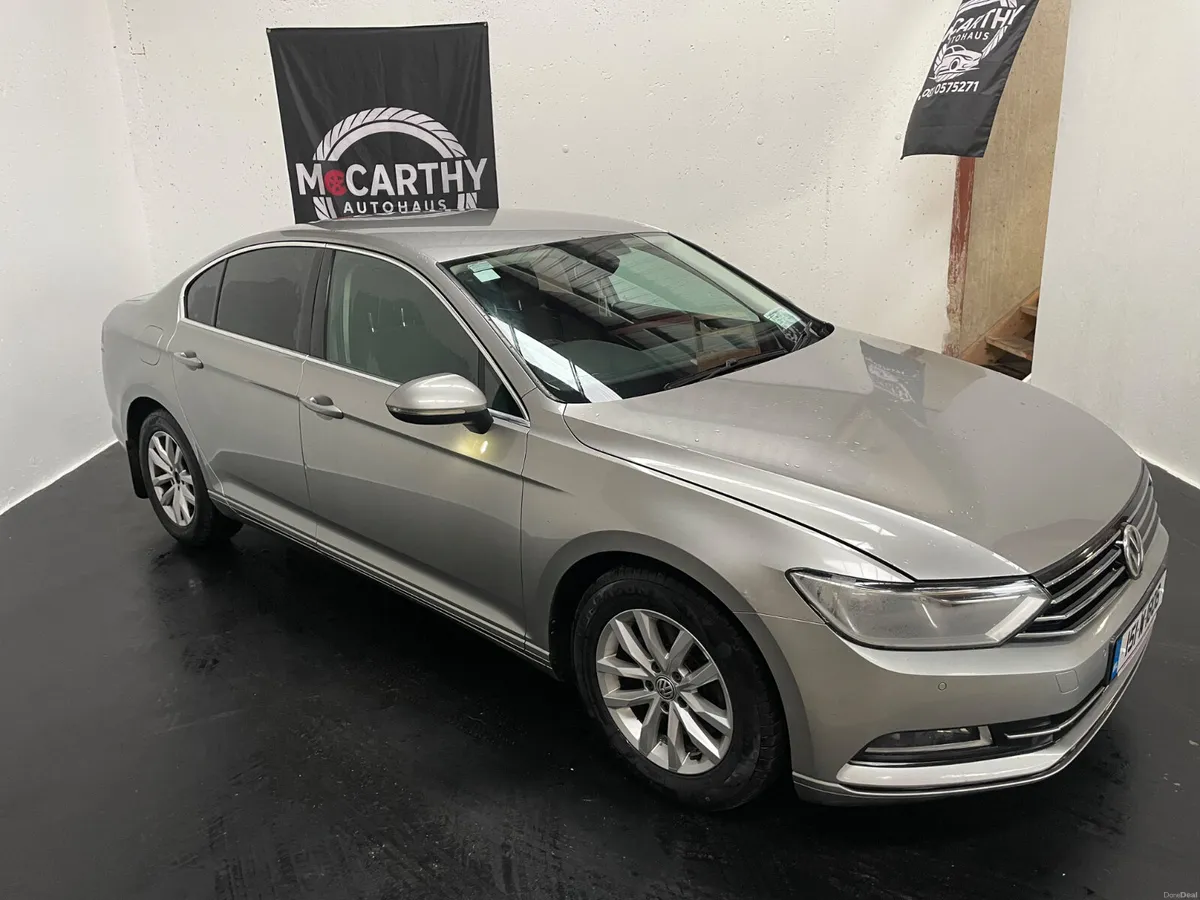 Volkswagen Passat 2015 - Image 2