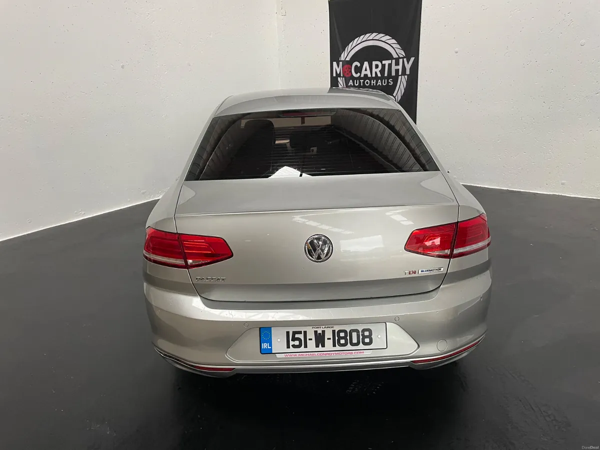 Volkswagen Passat 2015 - Image 4
