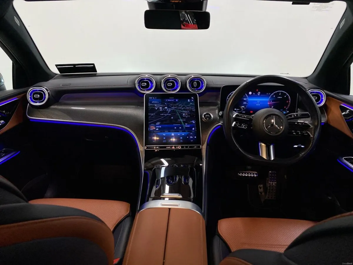 Mercedes-Benz GLC GLC 220 d 4MATIC Coupe AMG Line - Image 4