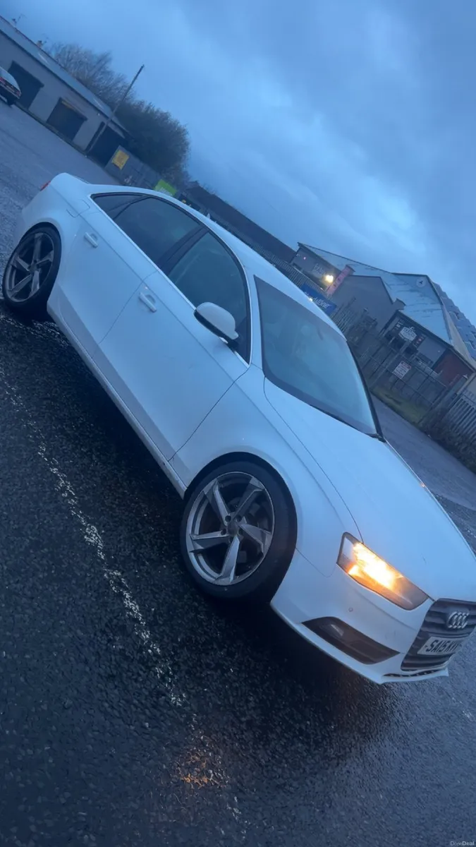 Audi A4 2015 - Image 1