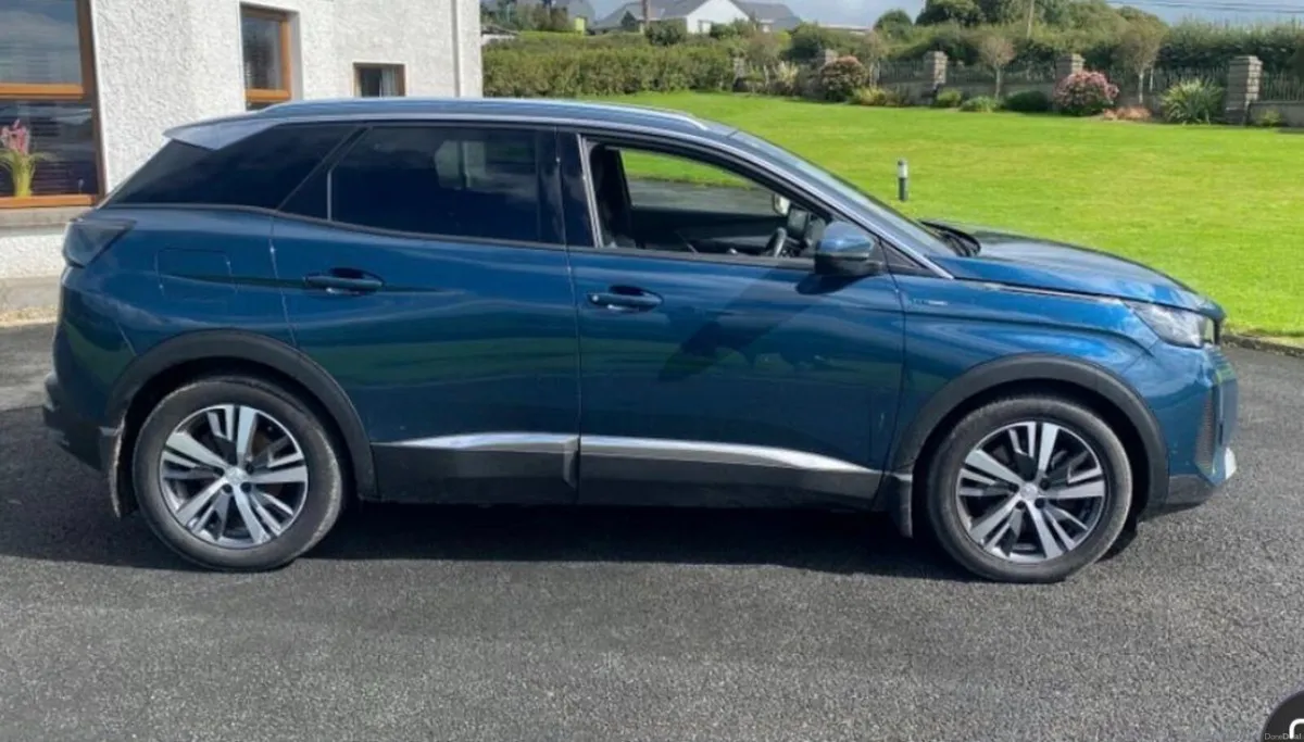 Peugeot 3008 2021 - Image 2