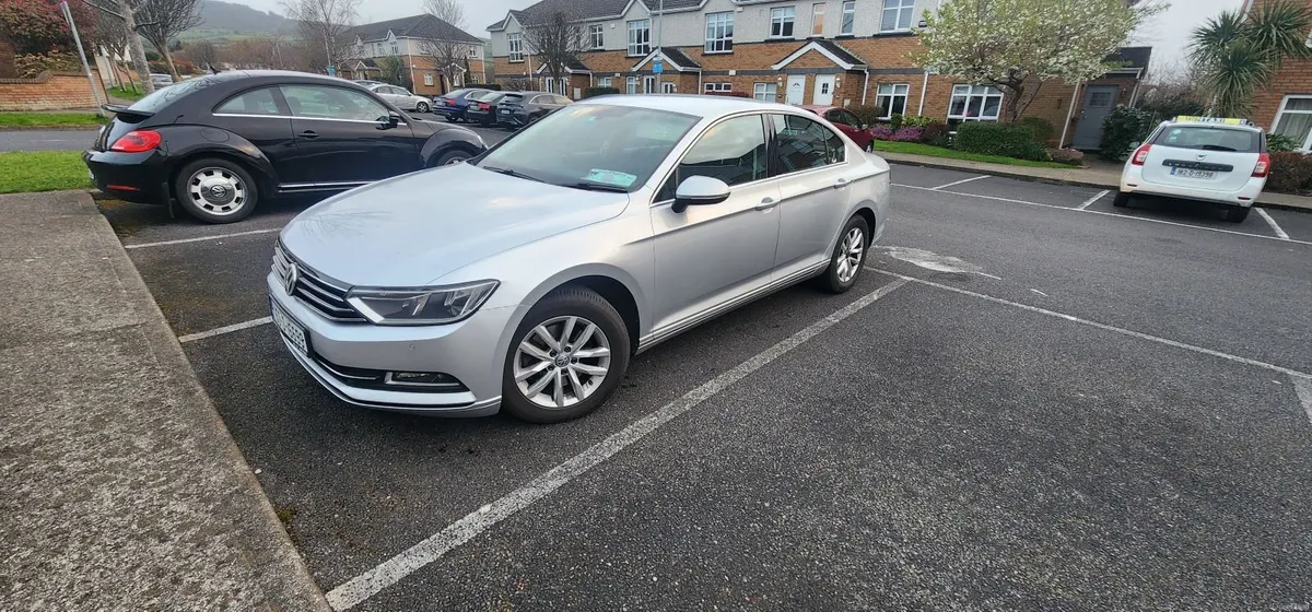 Volkswagen Passat 2015 - Image 1