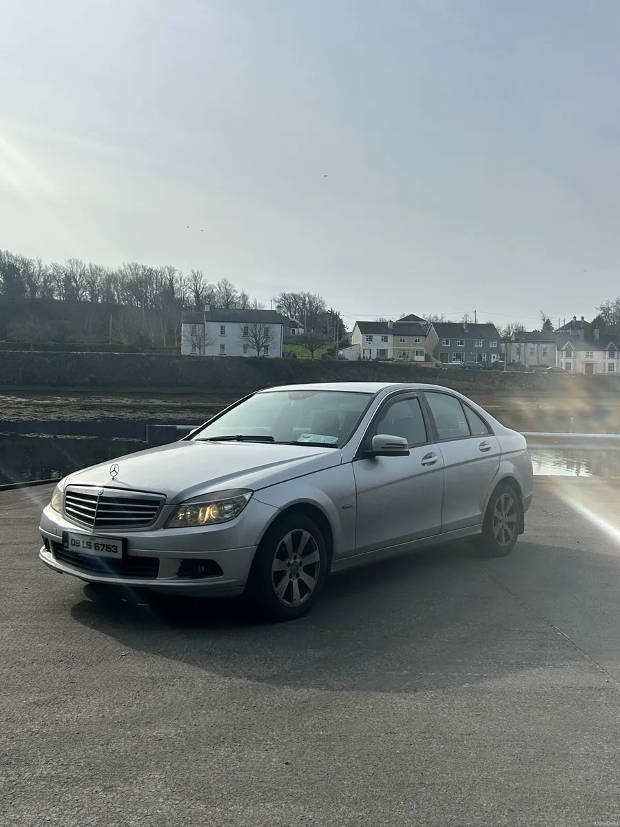 Mercedes Benz c220 cdi - Image 2