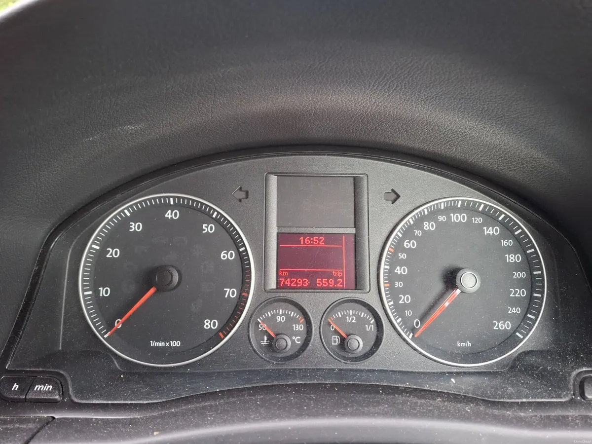 Volkswagen Golf Plus 2007 Petrol 1.6 Automatic - Image 3