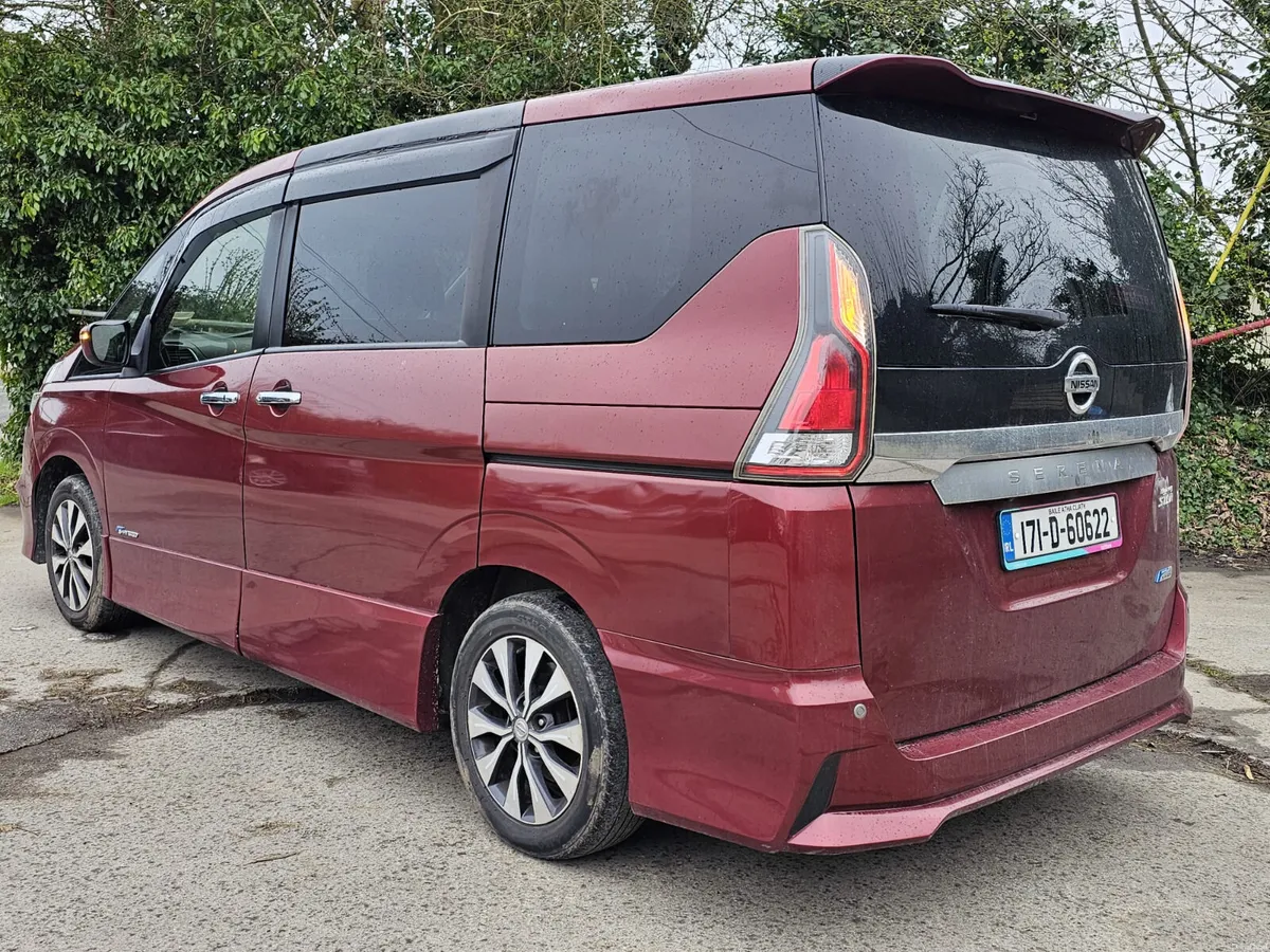 Nissan Serena 2017 hybrid automatic €13650 - Image 4