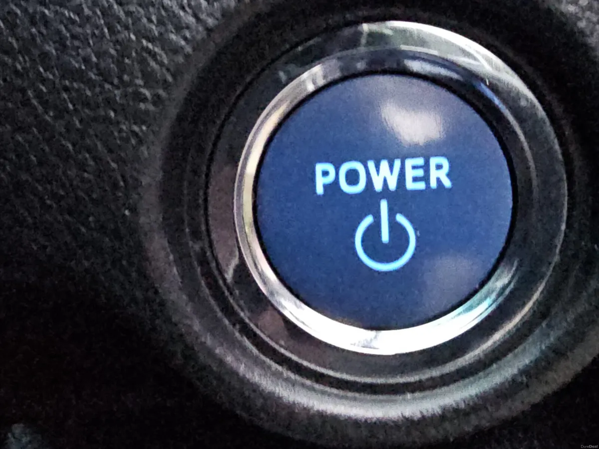 Toyota Camry 2016 hybrid automatic €7990 - Image 4