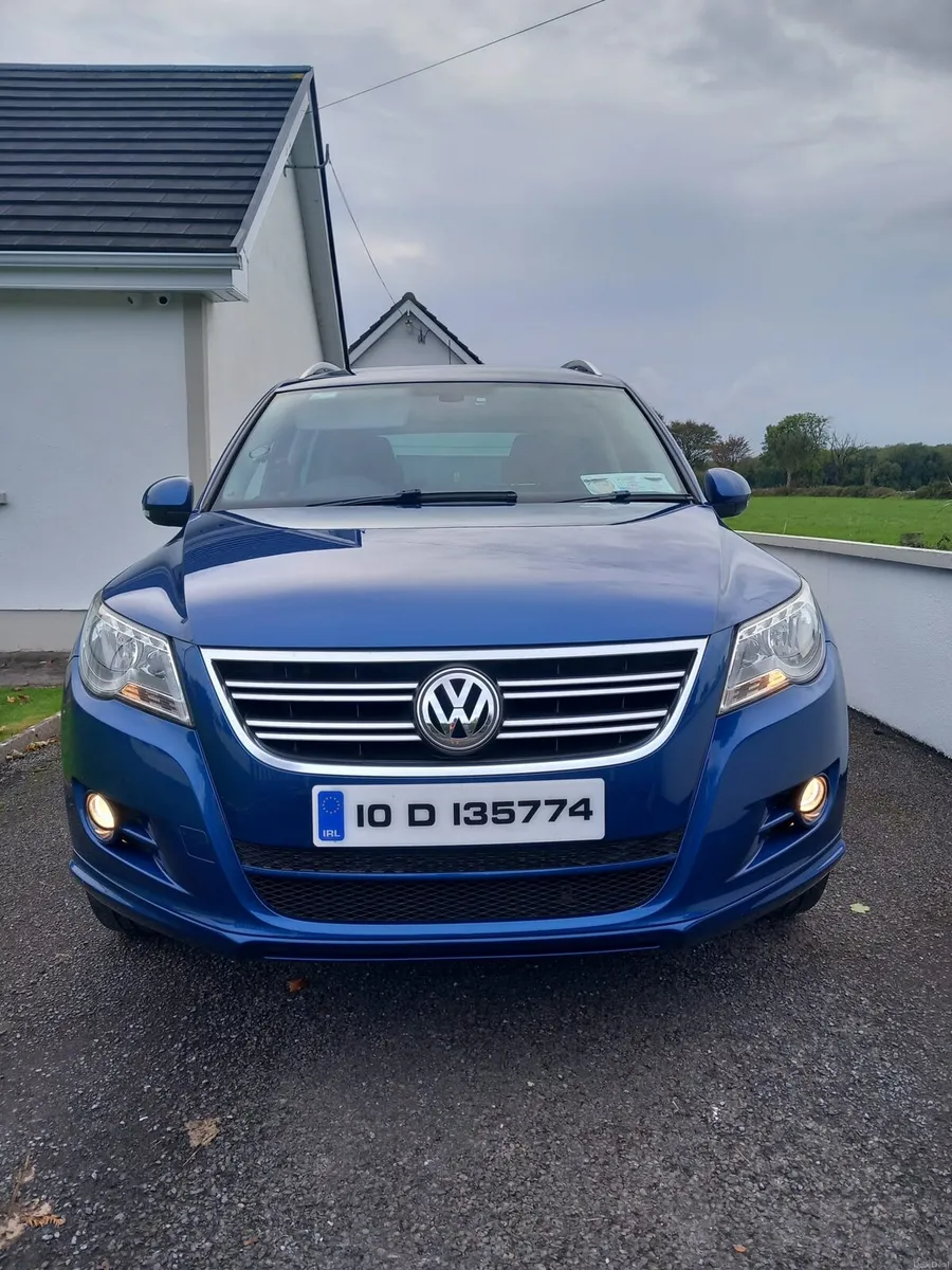 Volkswagen Tiguan R-line 4 motion auto (high spec) - Image 3
