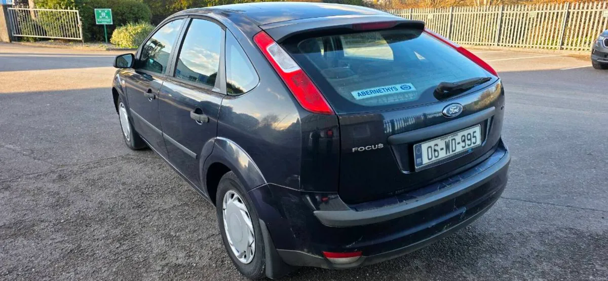 06 Ford Focus 1.4 Petrol - Image 1