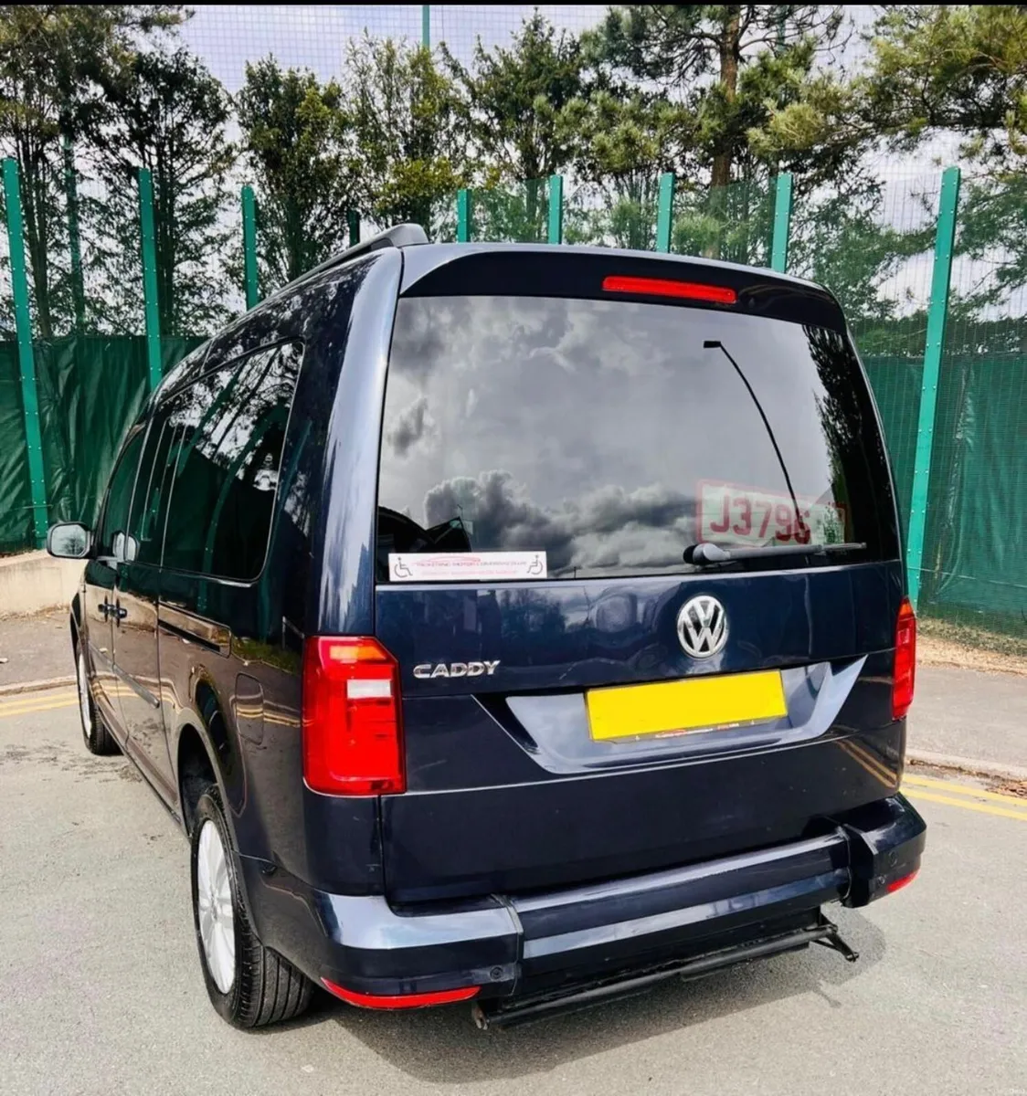 2020 Volkswagen Caddy Maxi Wheelchair Accessible - Image 2