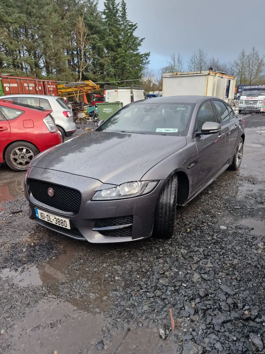 Jaguar XF 2016 automatic - Image 4