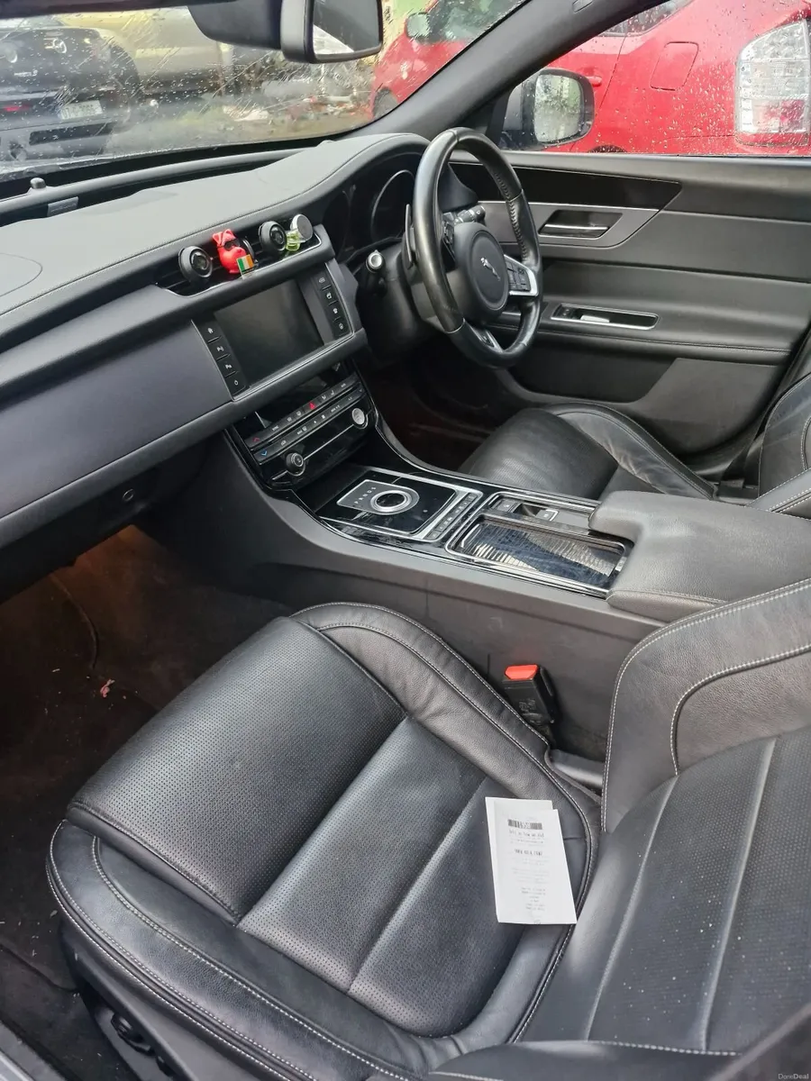 Jaguar XF 2016 automatic - Image 3