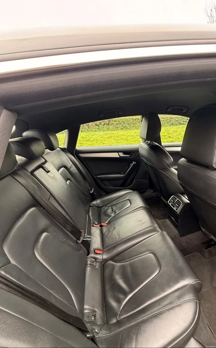 AUDI A5 S-LINE MMI HIGH SPEC - Image 3