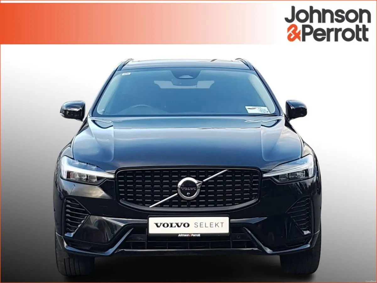 Volvo XC60 T6 350bhp AWD PHEV Plus Dark - Image 4