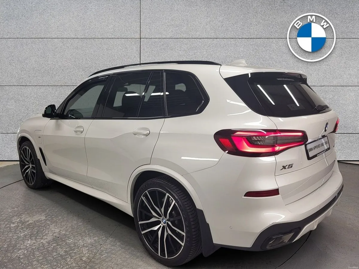 BMW X5 xDrive45e xLine - Image 3