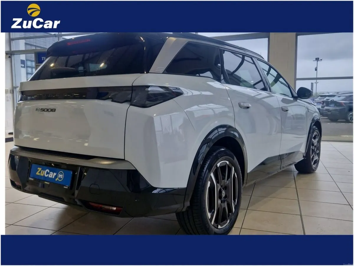 Peugeot 5008 E-5008 Gt  GT  210 Electric 73kWh Aut - Image 3