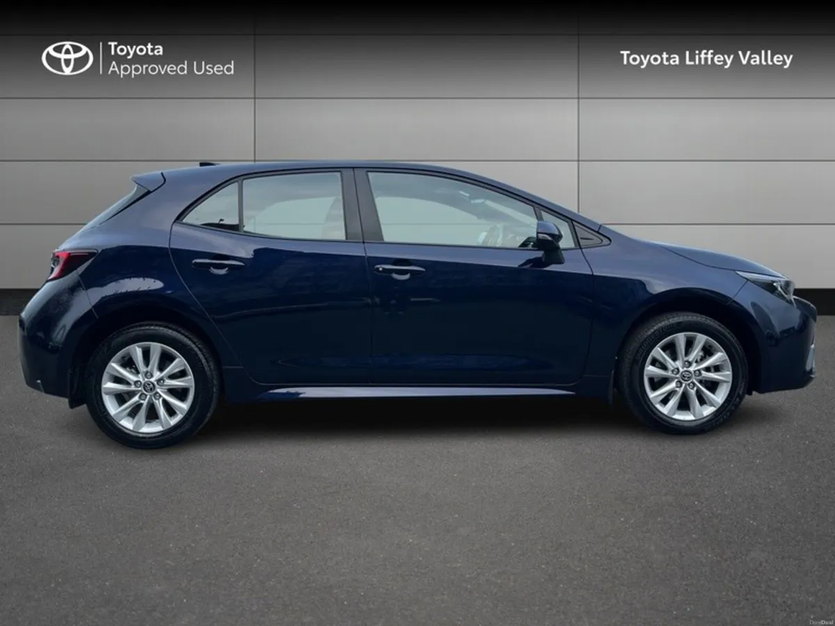 Toyota Corolla HYBRID LUNA H/8 4DR AUTO - Image 3