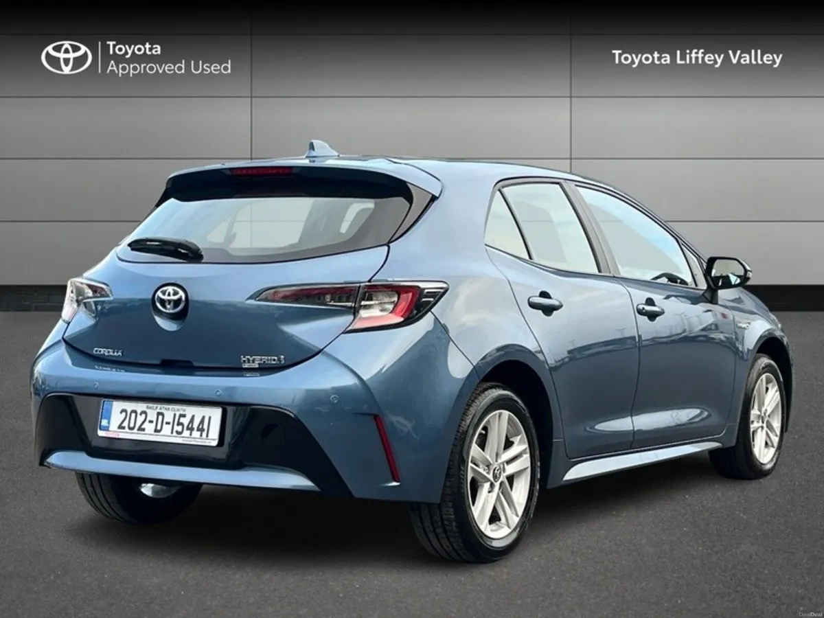 Toyota Corolla COROLLA HYBRID AURA H/B - Image 2