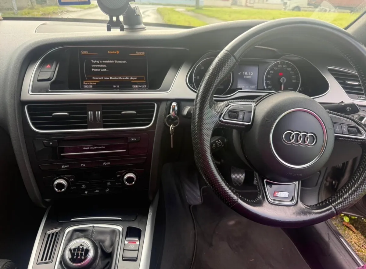 Audi A4 S Line - Image 4