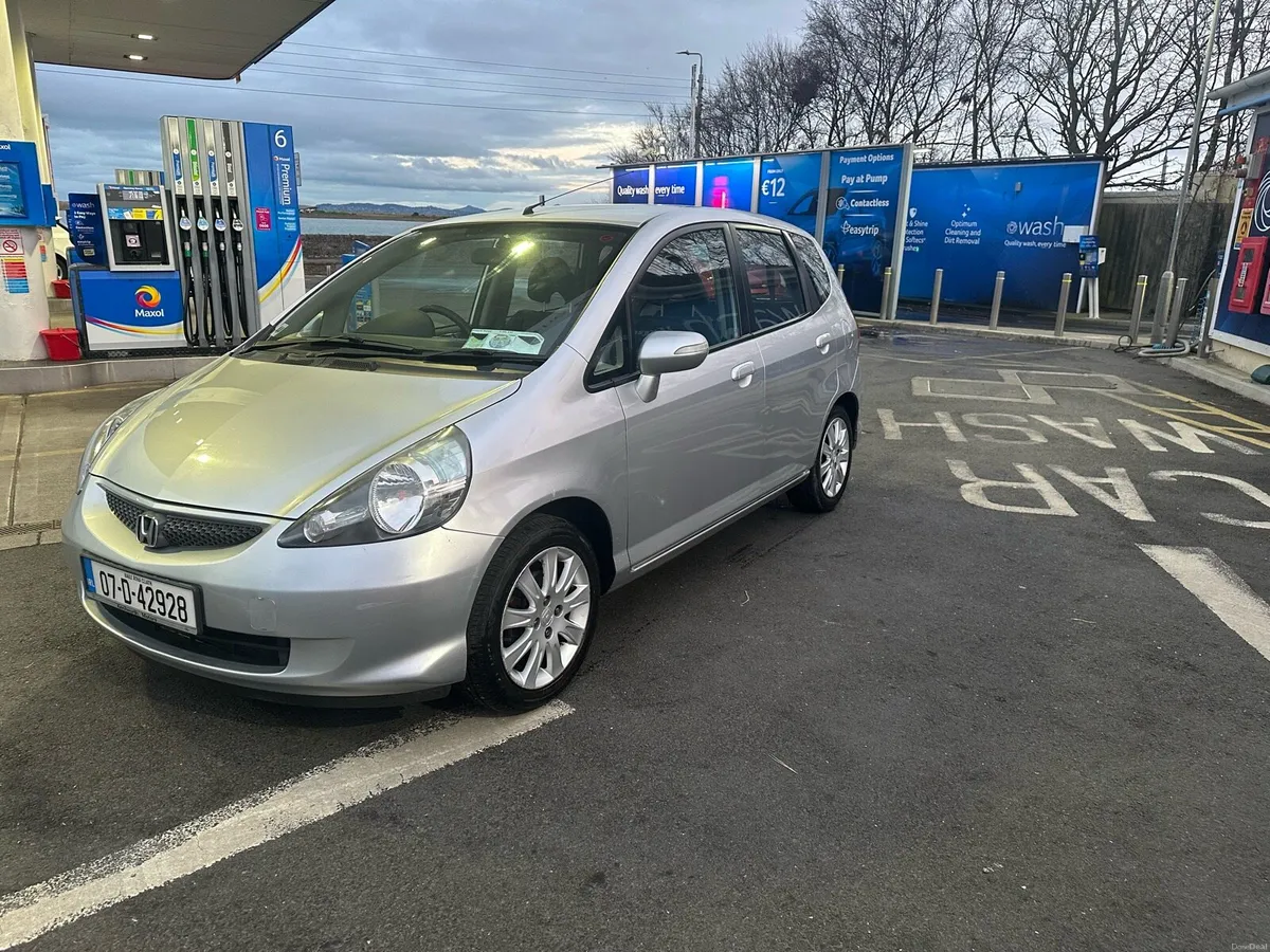 Honda Jazz 1.3 petrol NEW NCT, TAX - Image 2