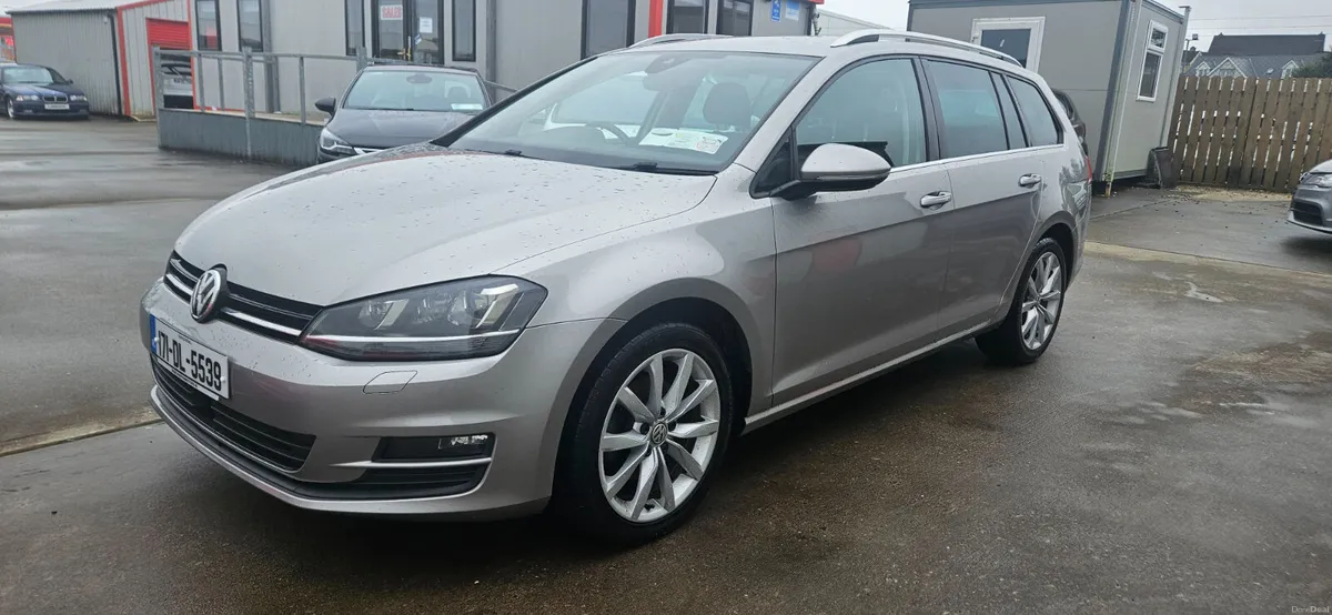 Volkswagen Golf estate auto 1.2 tsi dsg low kms - Image 4