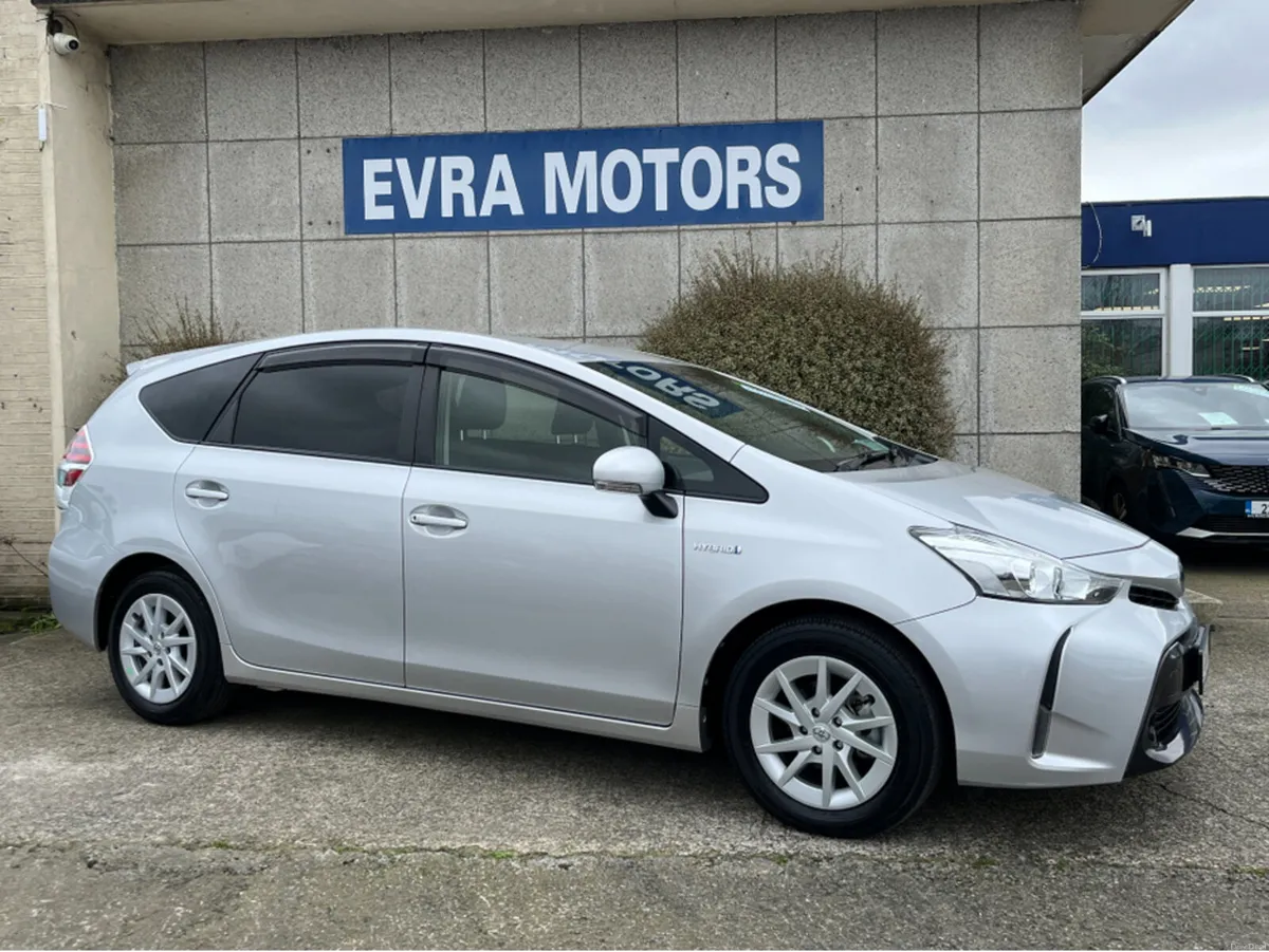 Toyota Prius 7 SEATER AUTOMATIC HYBRID 1.8 PETROL - Image 3