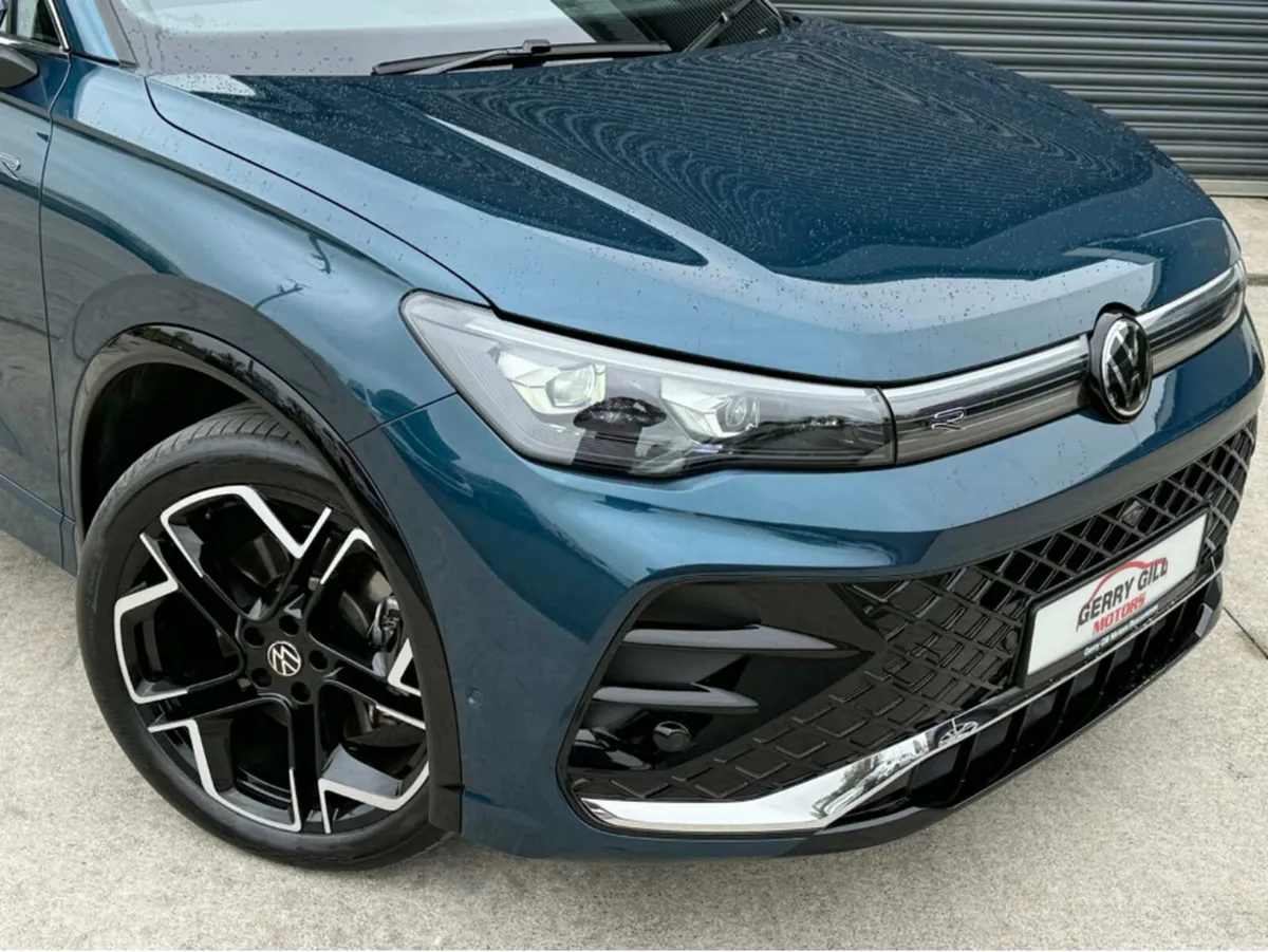 Volkswagen Tiguan R-LINE TDI DSG - Image 2