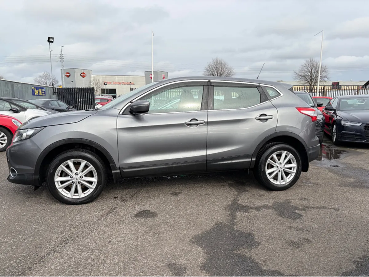 Nissan Qashqai 1.5 DSL SV - Image 4
