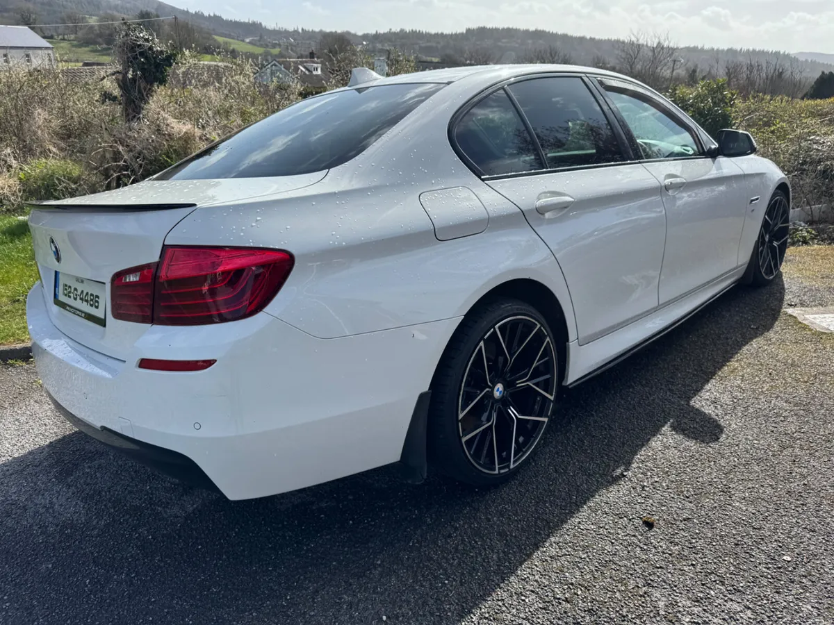 BMW 5-Series 2015 m sport auto - Image 2