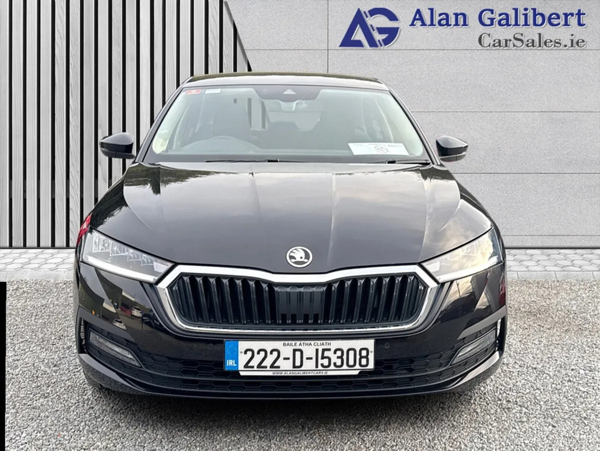 Skoda Octavia AMBITION 2.0 TDI New Model - Image 4