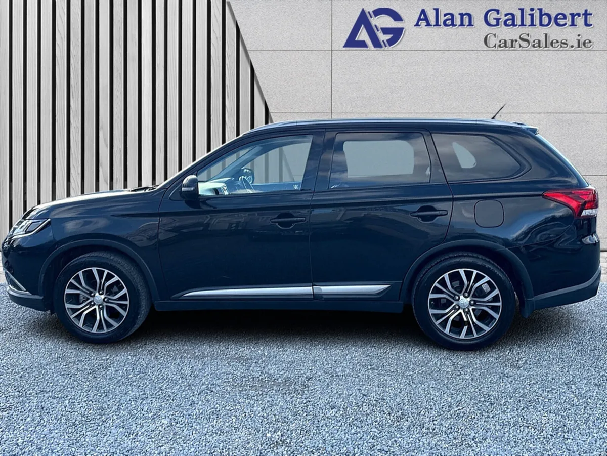 Mitsubishi Outlander 2.3 Diesel 4WD 7 Seater - Image 5