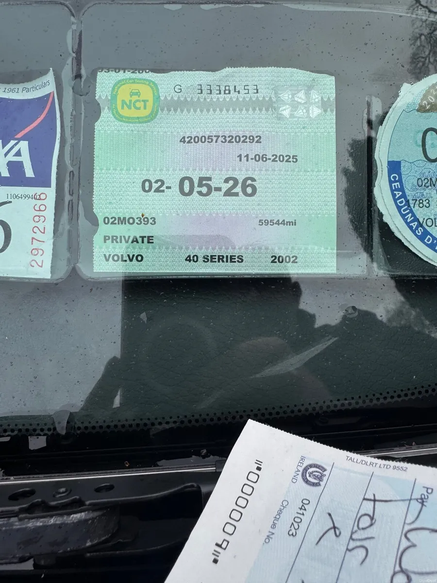 Volvo V40 2002 - Image 3