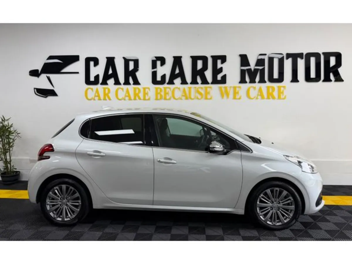 Peugeot 208 2018 208 1.2 Automatic Low Mileage - Image 3
