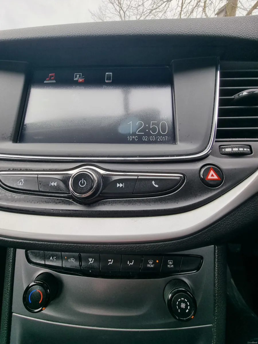 Opel Astra 2017 petrol ⛽️  1.0L €6990 - Image 4