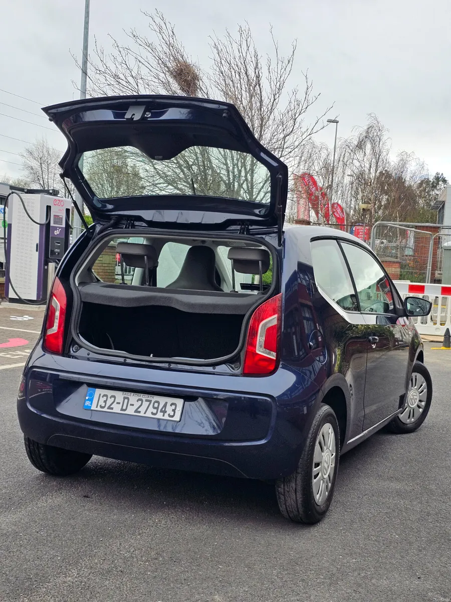 Volkwagen Up Automatic 2013 - Image 4