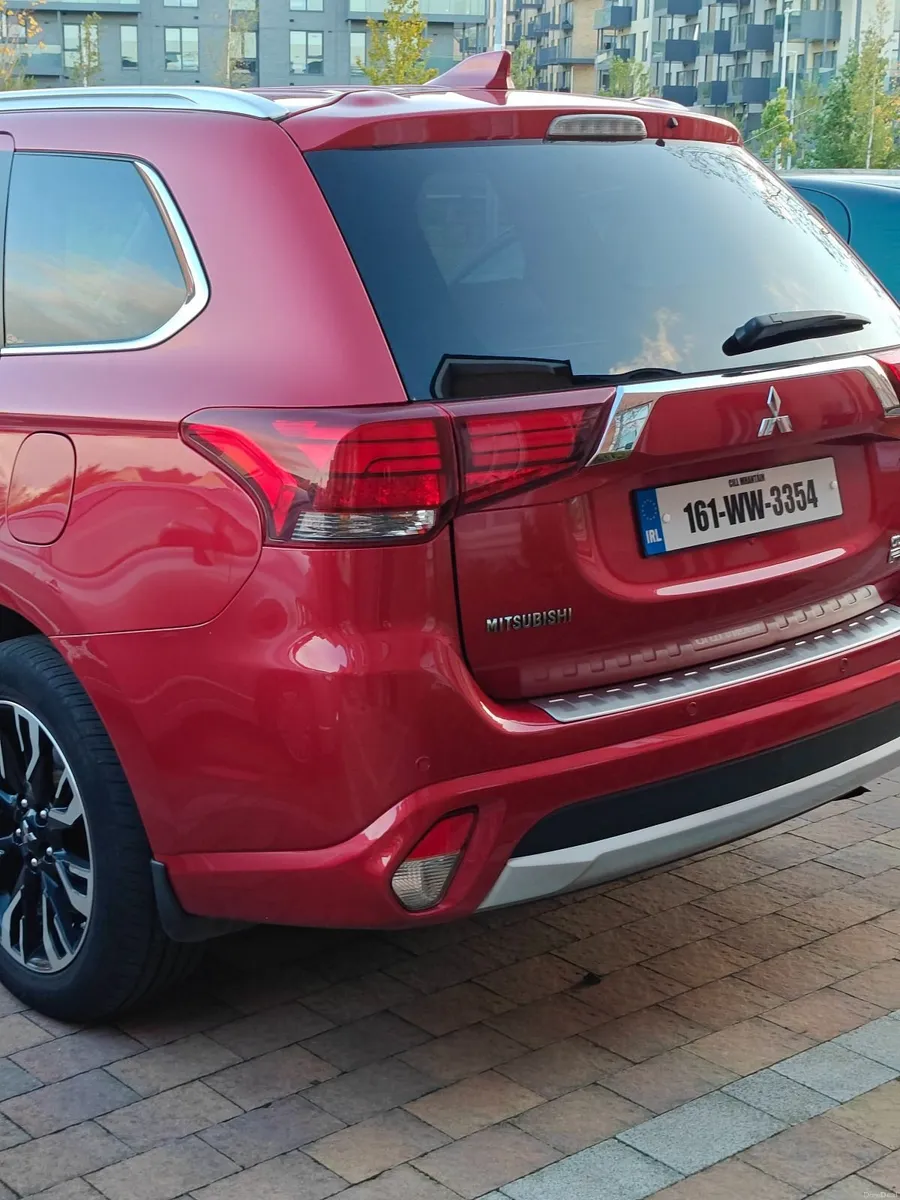 Mitsubishi Outlander 2016 - Image 1