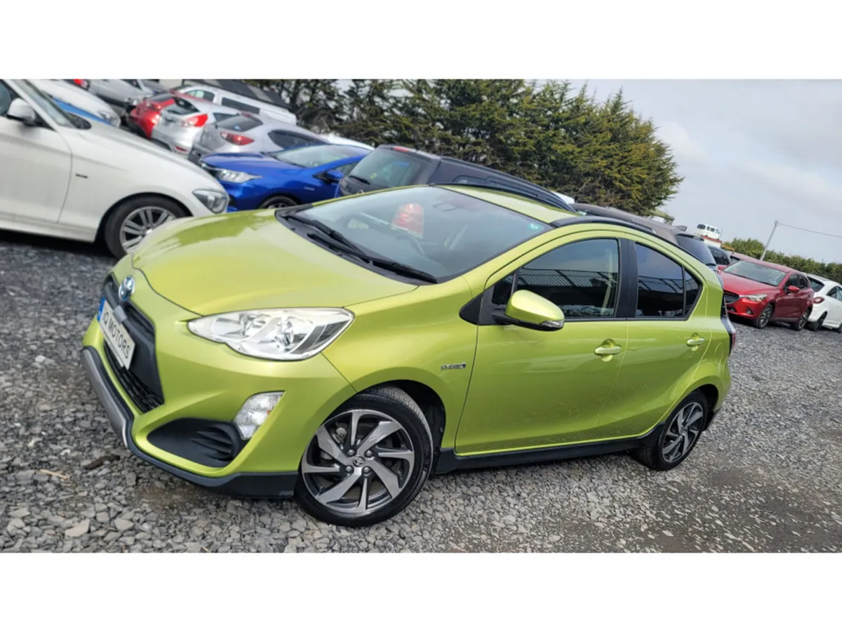 Toyota Aqua 1.5L Automatic Petrol Hybrid   (J9172) - Image 3