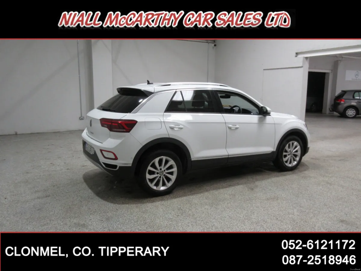 Volkswagen T-Roc STYLE PL 1.5 TSI AUTO _ PAN ROOF - Image 6