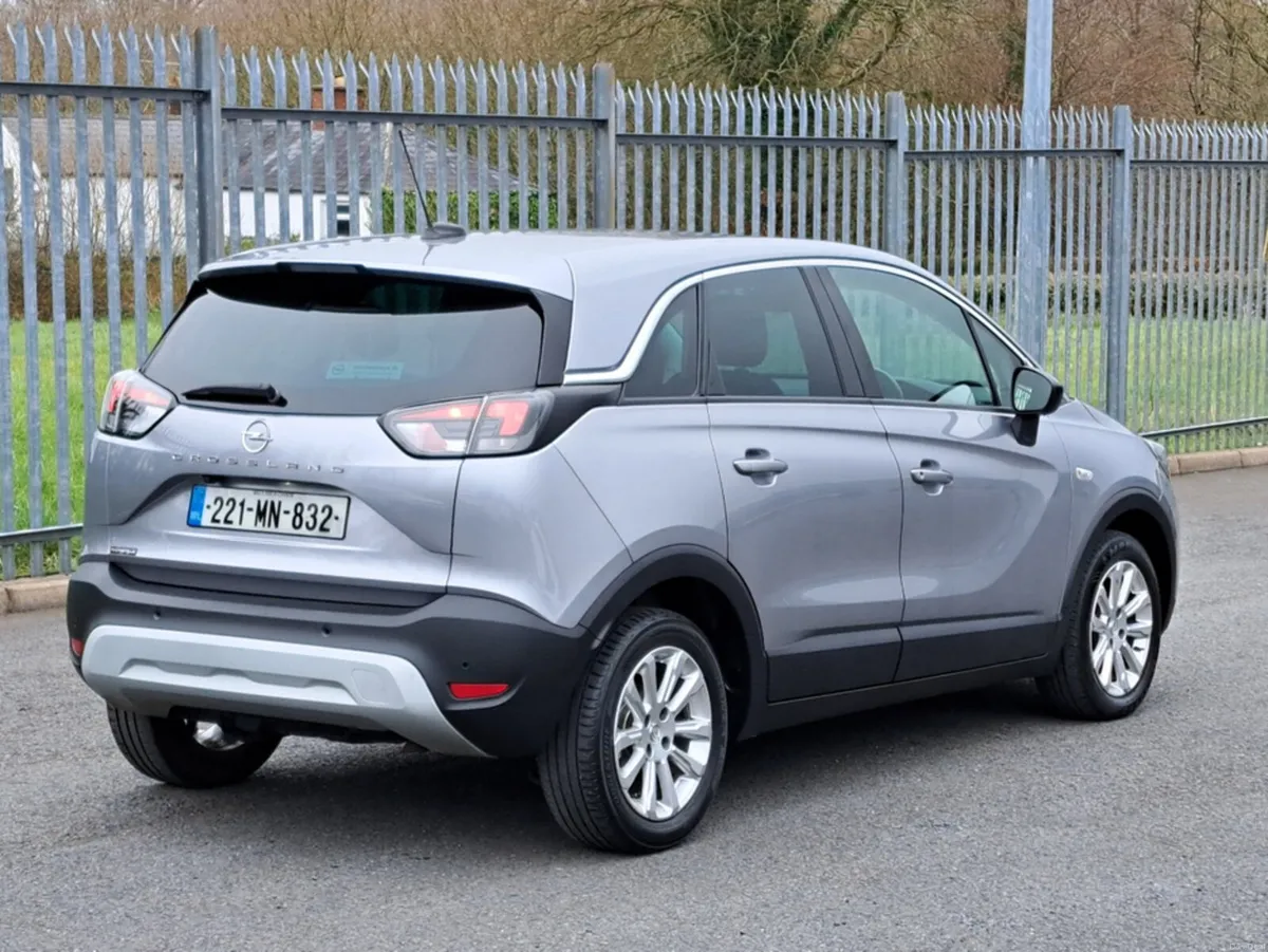 Opel Crossland ELITE 1.5TD 110BHP **BLACK LEATHER* - Image 4