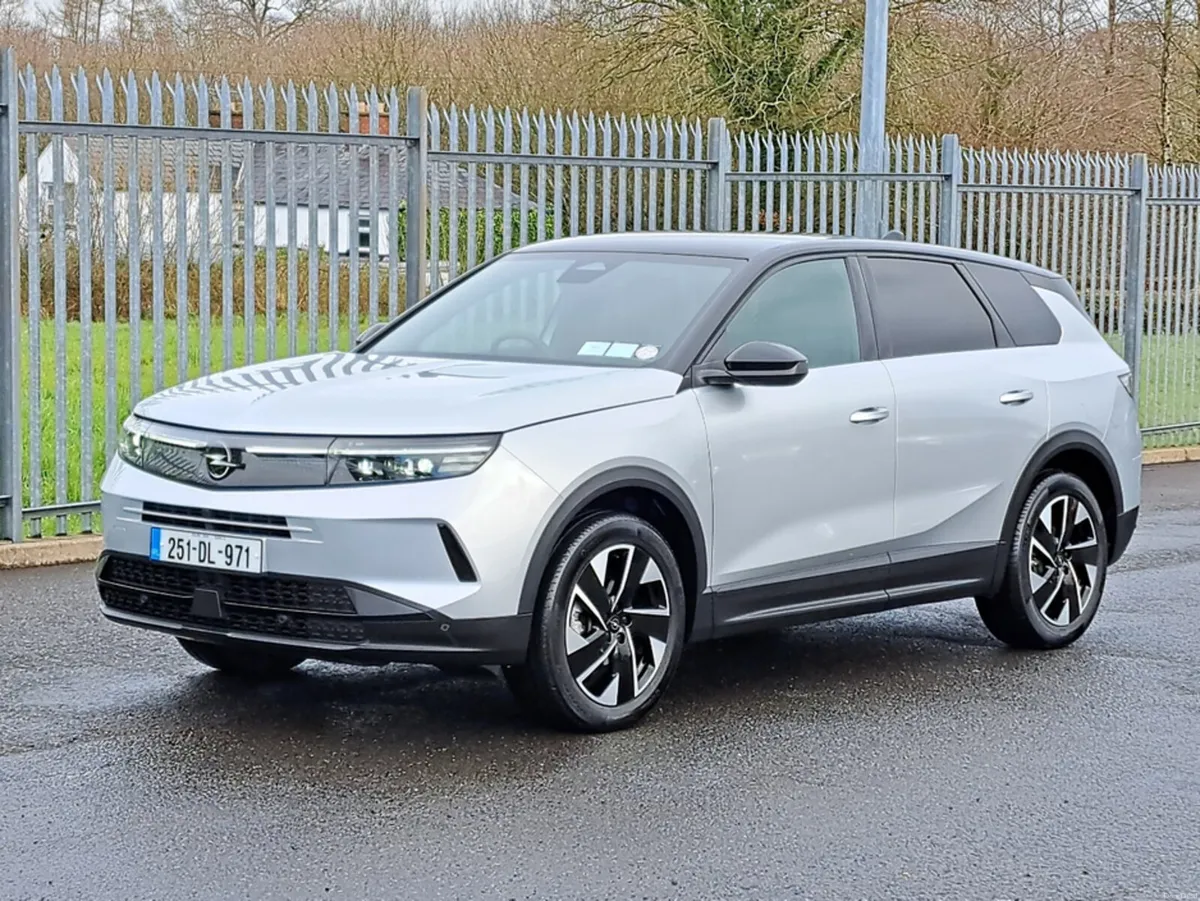 Opel Grandland GS 1.2TURBO 136BHP MILD HYBRID AUTO - Image 5