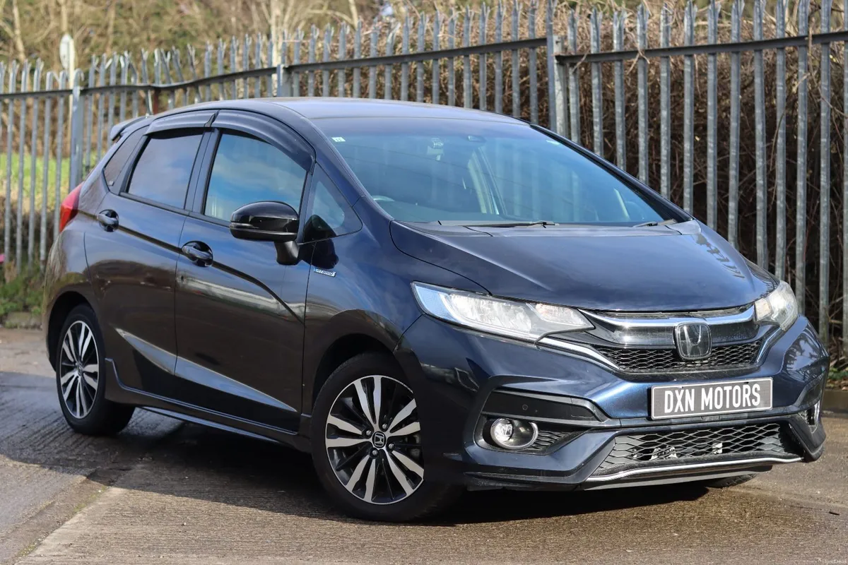 Honda Fit 2017 67000km - Image 1