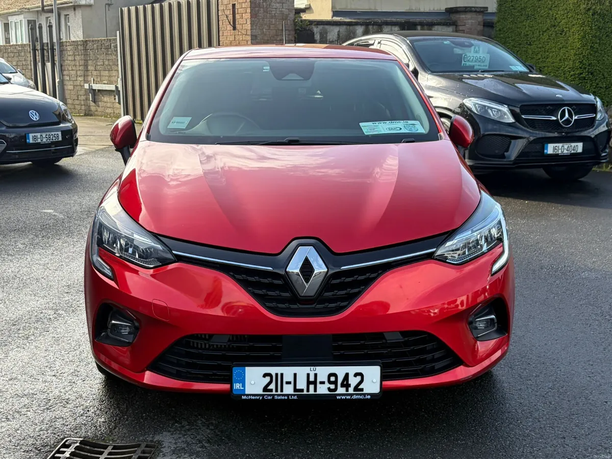 211 Renault Clio Iconic 1.0 Petrol *Low Kils* - Image 2