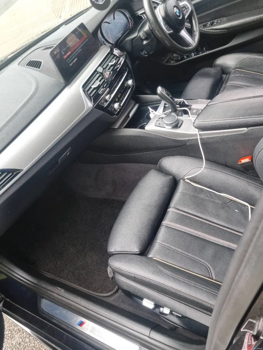 Bmw 530d 2017 Sunroof - Image 2